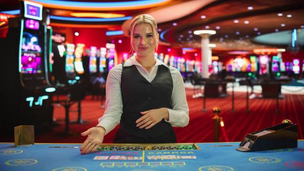Online Casinos in UAE: Your Roulette Wheel Types Questions Answered